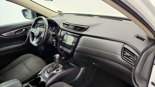 2020 Nissan Rogue S w/ Apple CarPlay, Android Auto & Spacious Cargo - 22996250 - 23
