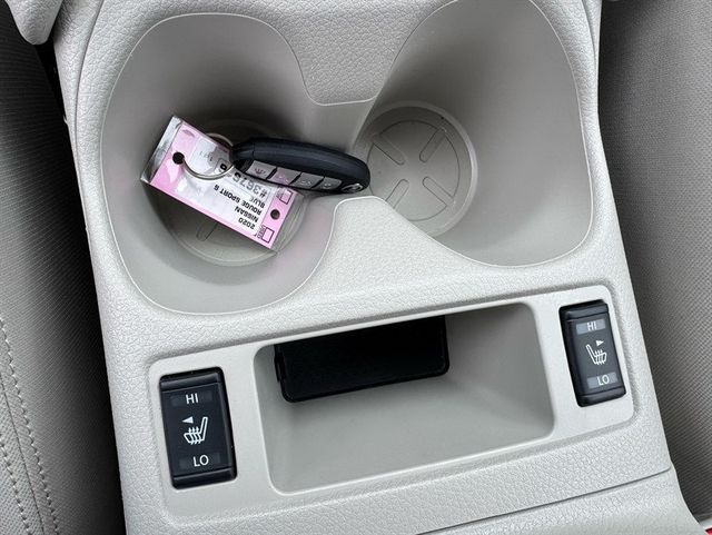 2020 Nissan Rogue Sport AWD SV - 22932938 - 19