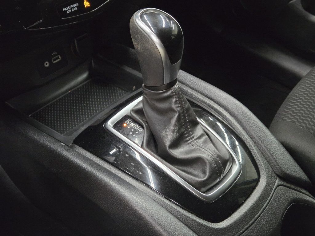 2020 Nissan Rogue Sport FWD S - 22958139 - 18