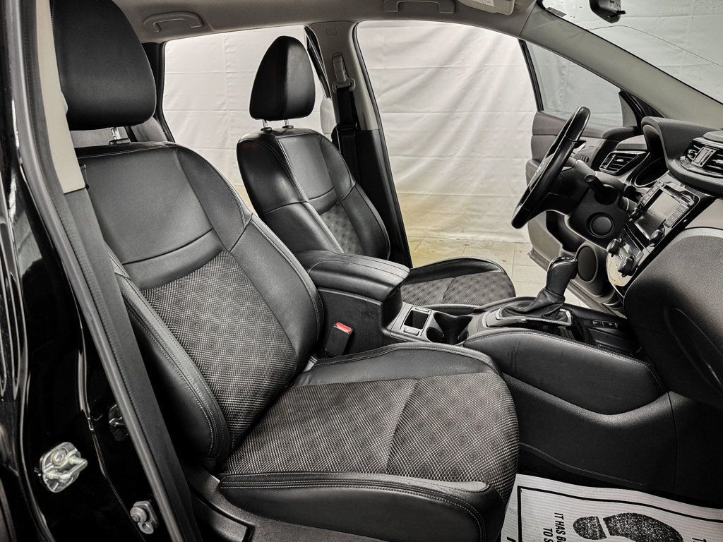 2020 Nissan Rogue Sport SV AWD - 23084645 - 11