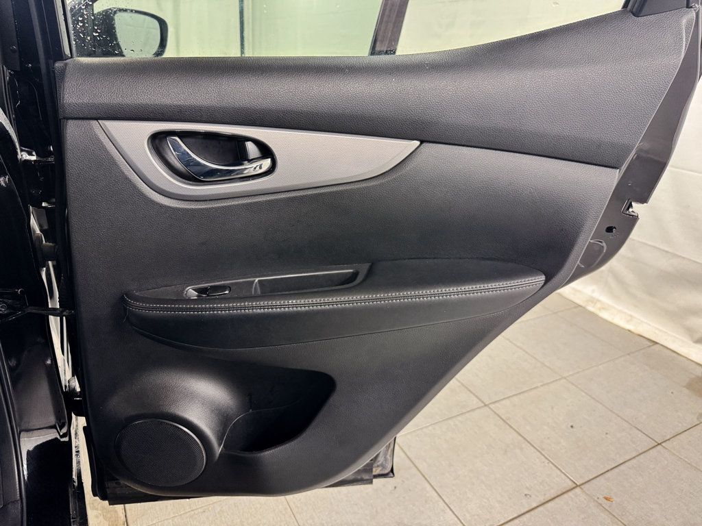 2020 Nissan Rogue Sport SV AWD - 23084645 - 15