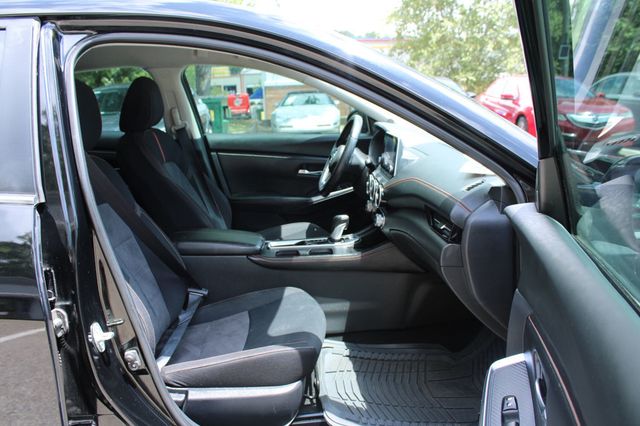 2020 Nissan Sentra SR CVT - 23054757 - 28