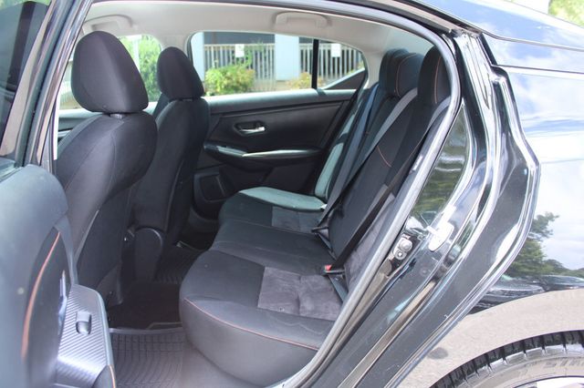 2020 Nissan Sentra SR CVT - 23054757 - 30