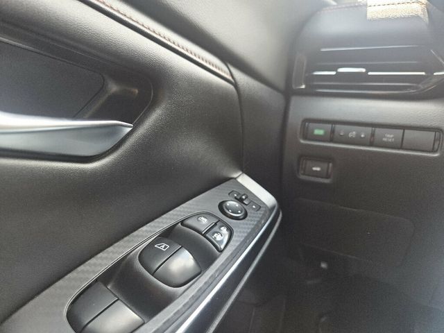 2020 Nissan Sentra SR CVT - 23068307 - 19
