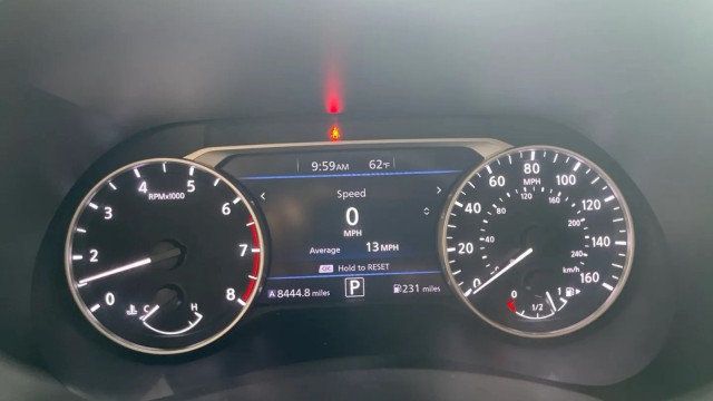 2020 Nissan Sentra SV CVT - 22990568 - 16