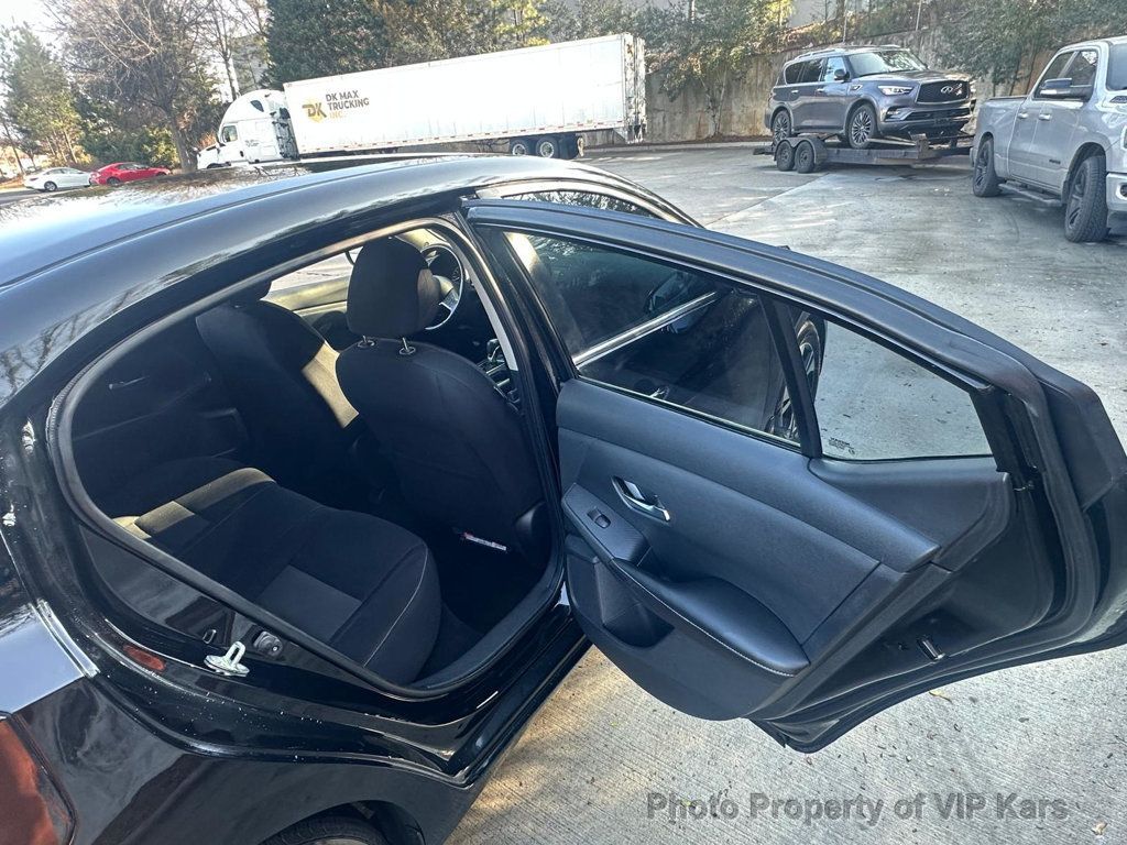 2020 Nissan Sentra SV CVT - 22988146 - 13