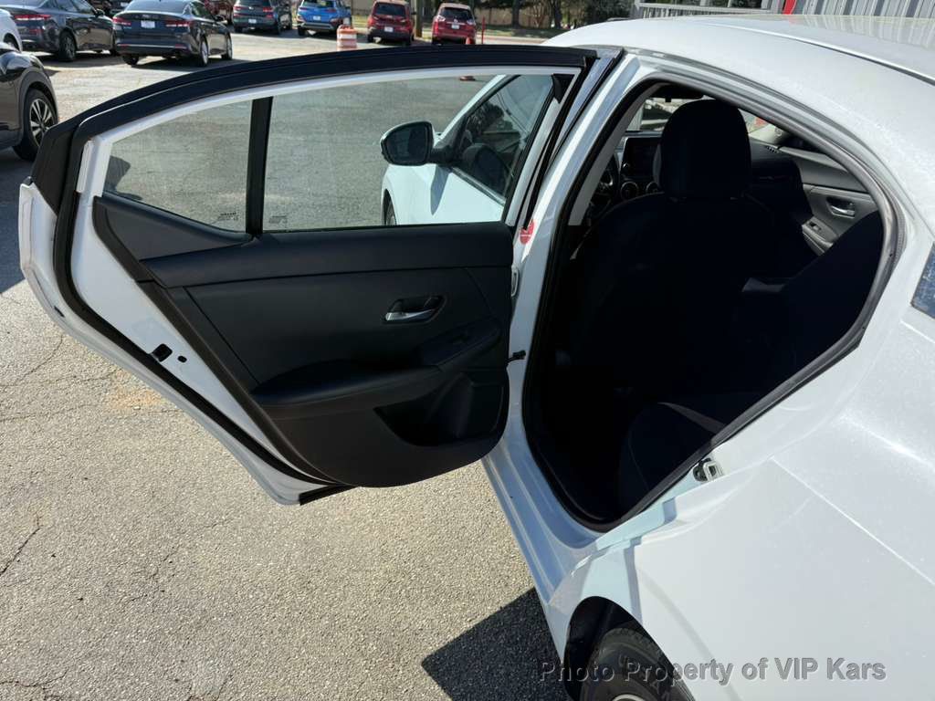 2020 Nissan Sentra SV CVT - 23000905 - 9