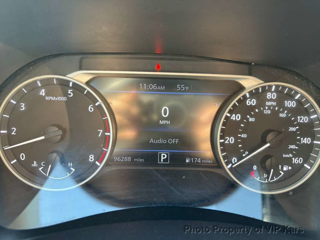 2020 Nissan Sentra SV CVT - 23000905 - 14