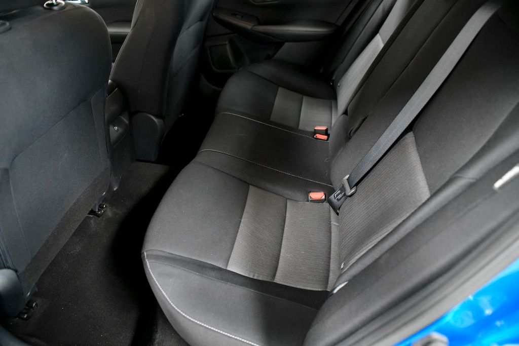 2020 Nissan Sentra SV CVT - 22185343 - 9