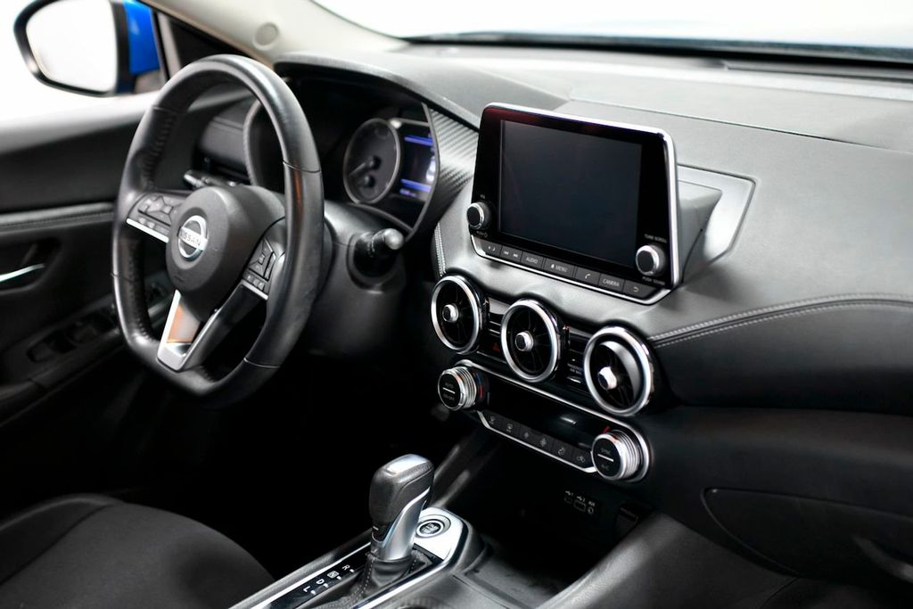 2020 Nissan Sentra SV CVT - 22185343 - 16