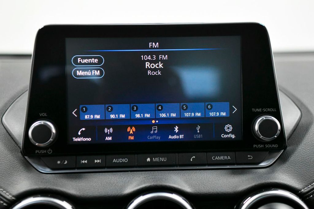 2020 Nissan Sentra SV CVT - 22185343 - 26