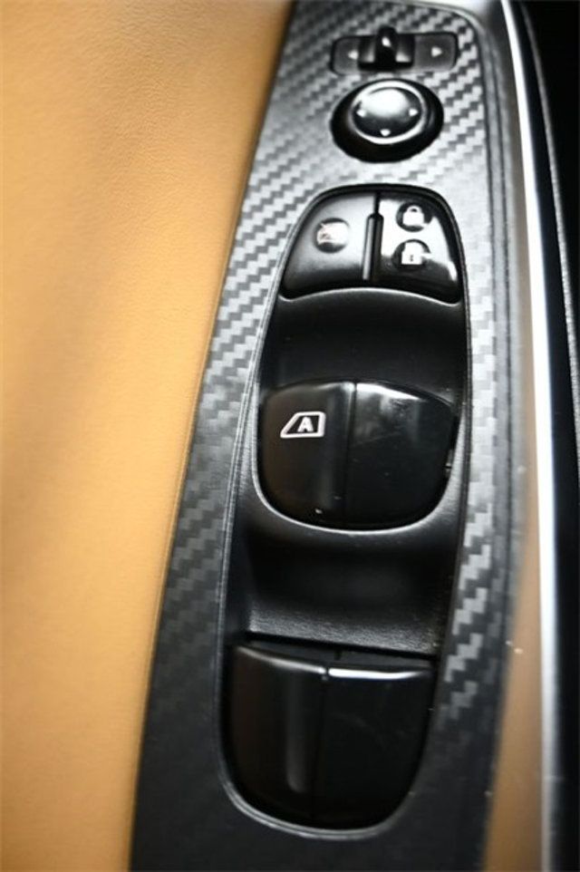 2020 Nissan Sentra SV CVT - 22969859 - 32