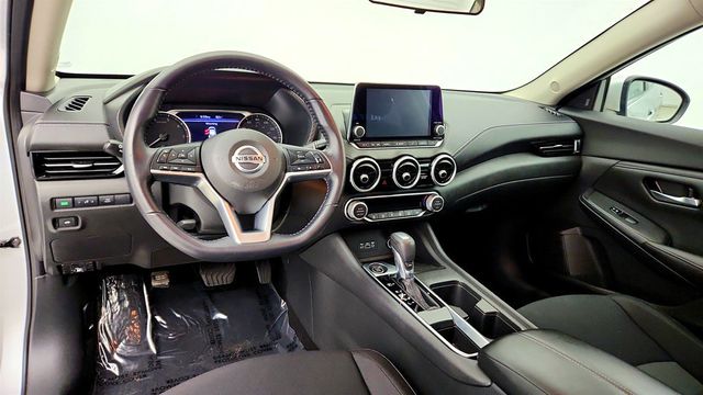 2020 Nissan Sentra SV CVT - 23039421 - 11