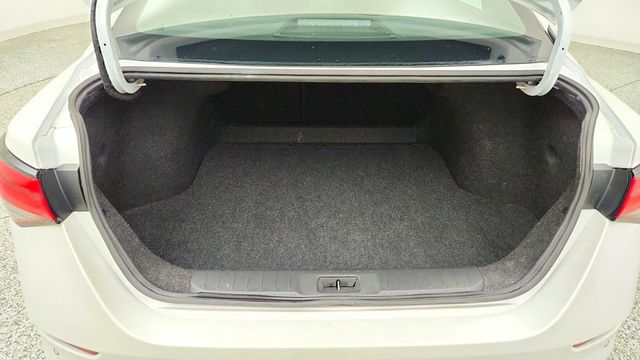 2020 Nissan Sentra SV CVT - 23095060 - 18