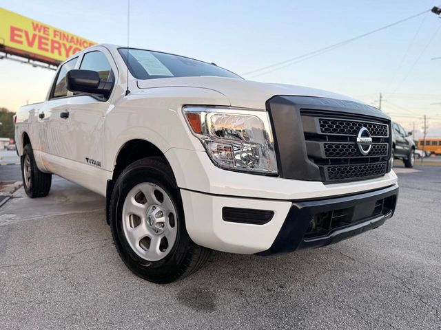 2020 Nissan Titan 4x4 Crew Cab S - 22910779 - 11