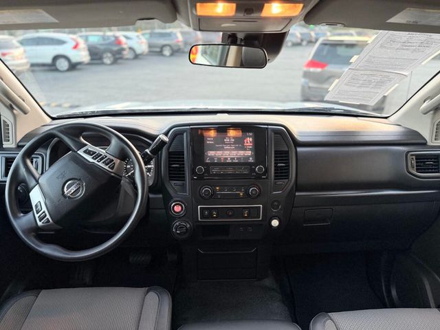 2020 Nissan Titan 4x4 Crew Cab S - 22910779 - 13