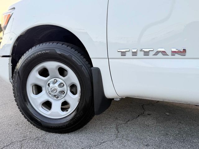 2020 Nissan Titan 4x4 Crew Cab S - 22910779 - 16