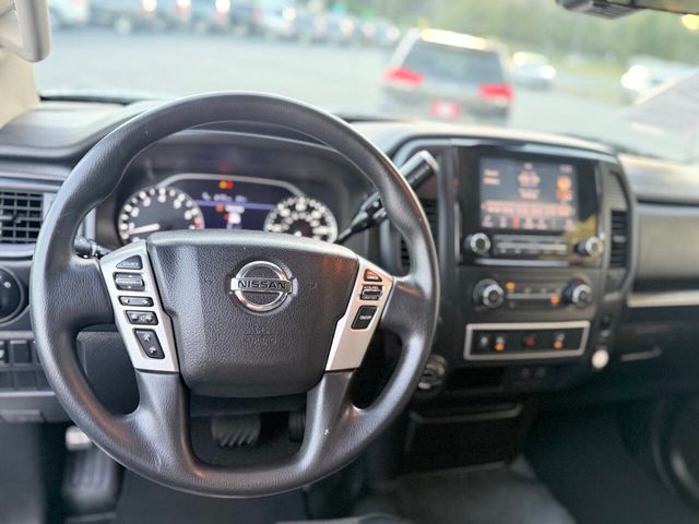 2020 Nissan Titan 4x4 Crew Cab S - 22910779 - 17