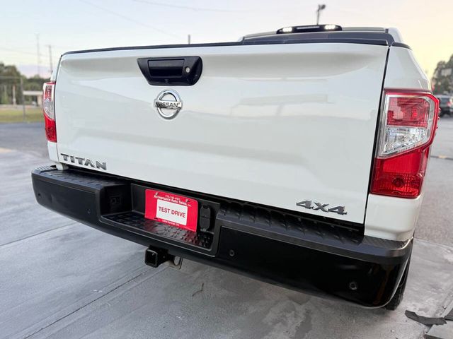 2020 Nissan Titan 4x4 Crew Cab S - 22910779 - 6