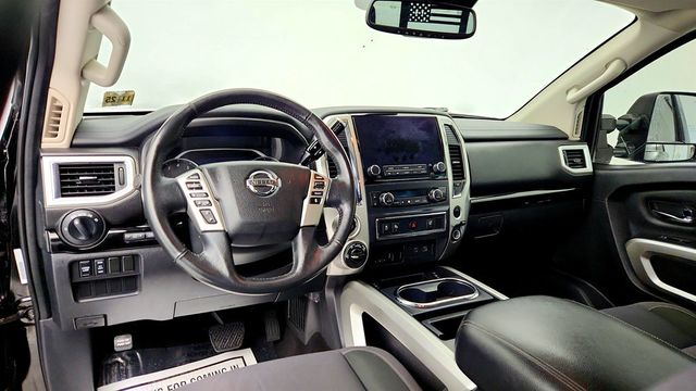 2020 Nissan Titan 4x4 Crew Cab SV with Convenience, Utility & Tow Packages - 22967432 - 11