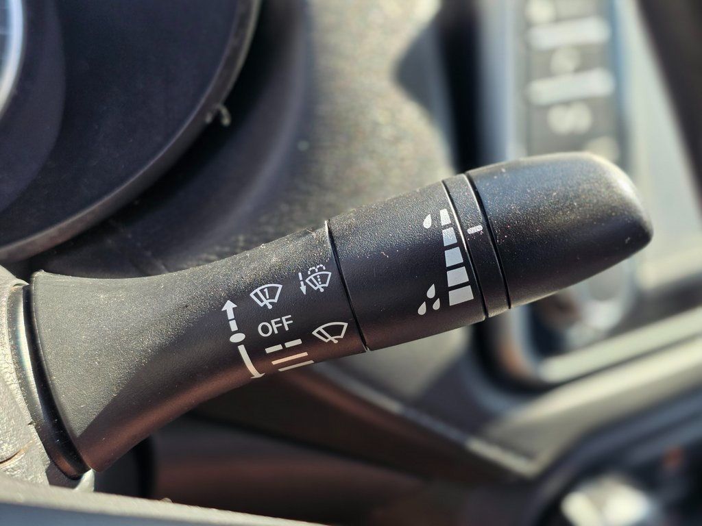 2020 Nissan Versa 1.6 S - 22981145 - 35