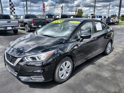 2020 Nissan VERSA