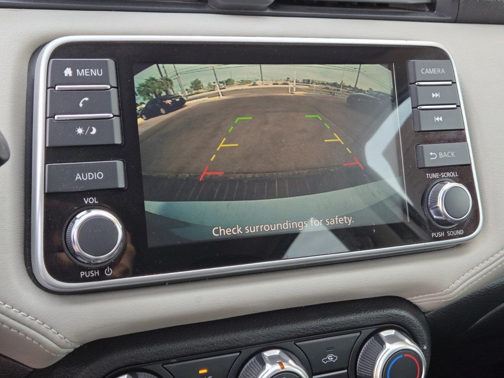 2020 Nissan Versa SV - 22981828 - 17