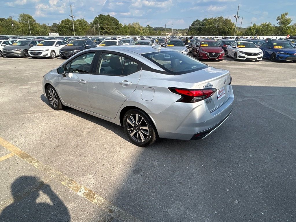 2020 Nissan Versa SV Sedan photo 5