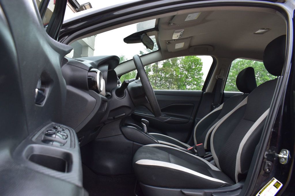 2020 Nissan Versa SV CVT - 23018868 - 11