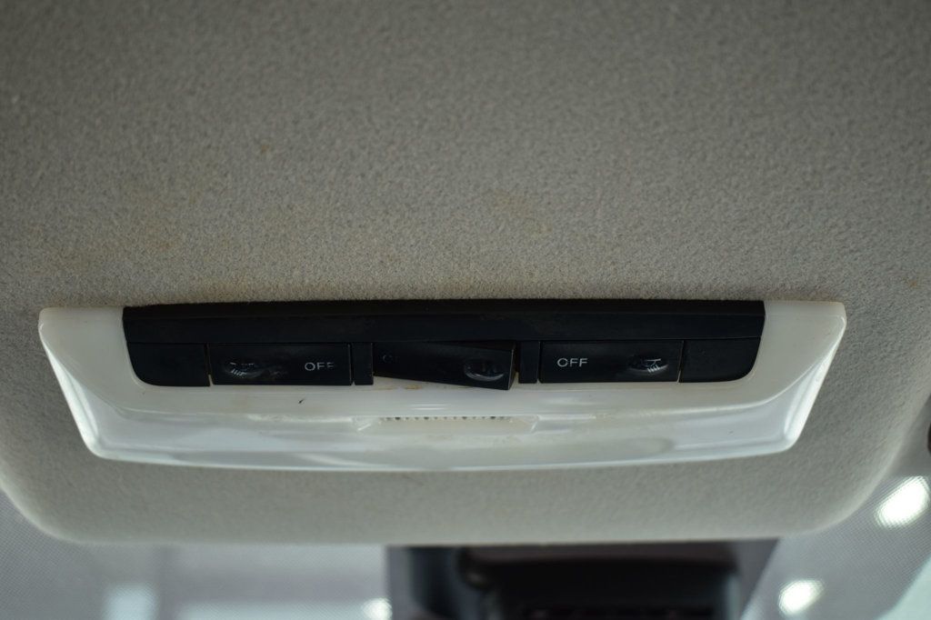 2020 Nissan Versa SV CVT - 23018868 - 27