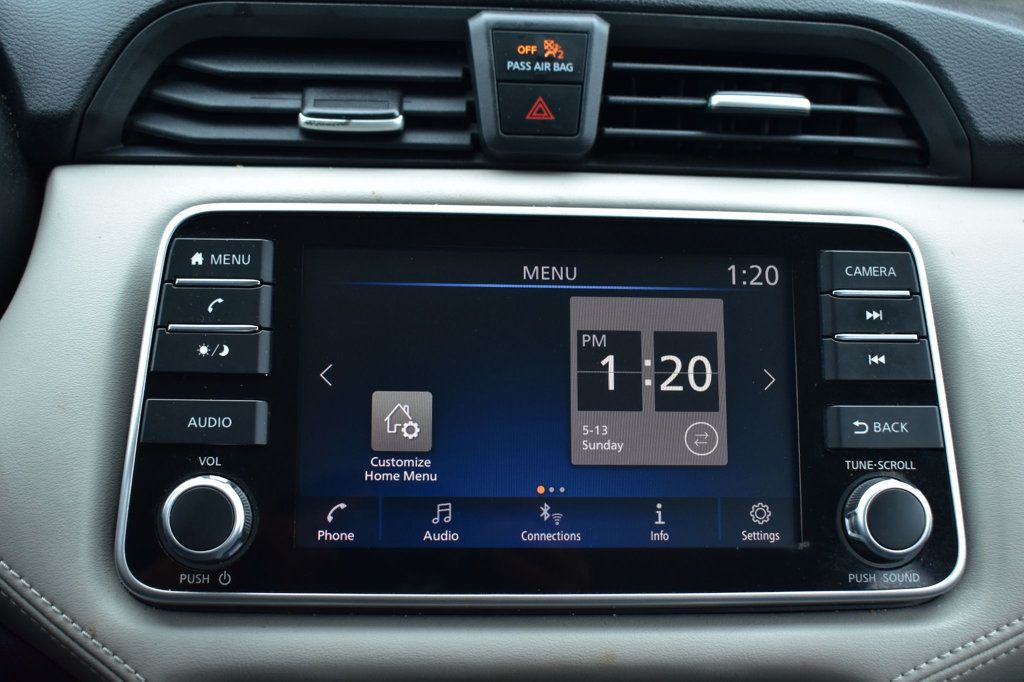 2020 Nissan Versa SV CVT - 23018868 - 32