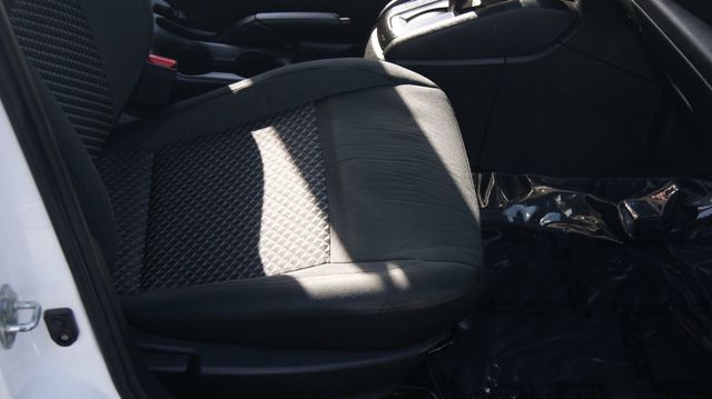 2020 Nissan Versa Sedan  3 MONTH WARRANTY , JUST SERVICED , VERY CLEAN INSIDE AND OUT  - 22997681 - 31