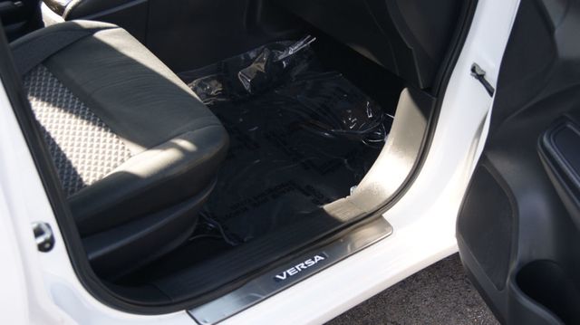 2020 Nissan Versa Sedan  3 MONTH WARRANTY , JUST SERVICED , VERY CLEAN INSIDE AND OUT  - 22997681 - 33