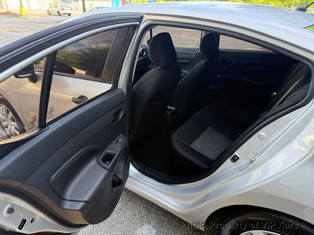 2020 Nissan Versa Sedan S CVT - 23041494 - 11