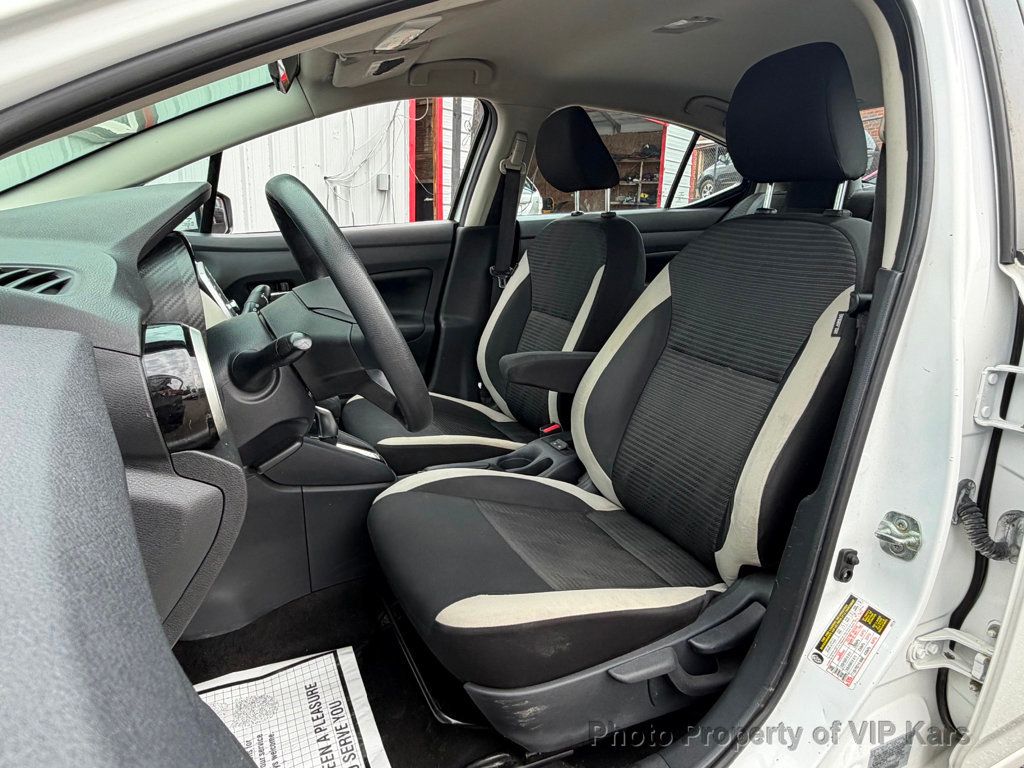 2020 Nissan Versa Sedan SV CVT - 23021495 - 15