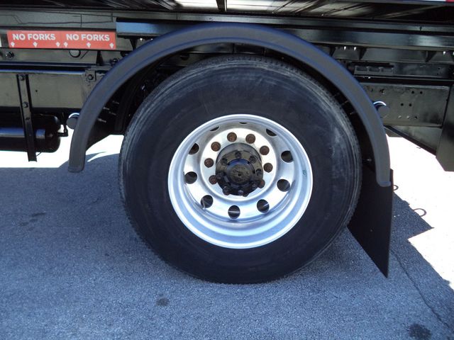 2020 Peterbilt 337 With 15ft Roll-Off Truck 25 Yard Grapple Boom & Seat - 22979705 - 18