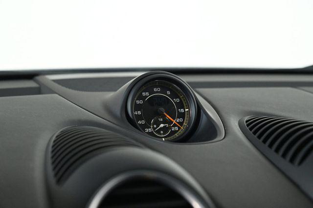 2020 Porsche 718 Cayman GT4 - 22907063 - 19