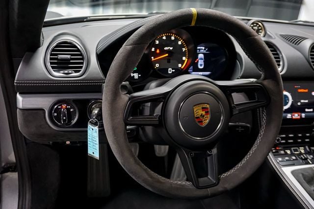 2020 Porsche 718 Cayman *GT4* *6-Speed Manual* *Carbon Buckets* *Only 5k Miles* - 22944399 - 10