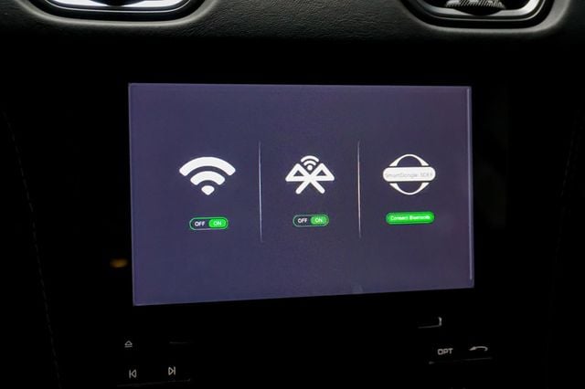 2020 Porsche 718 Cayman *GT4* *6-Speed Manual* *Carbon Buckets* *Only 5k Miles* - 22944399 - 13