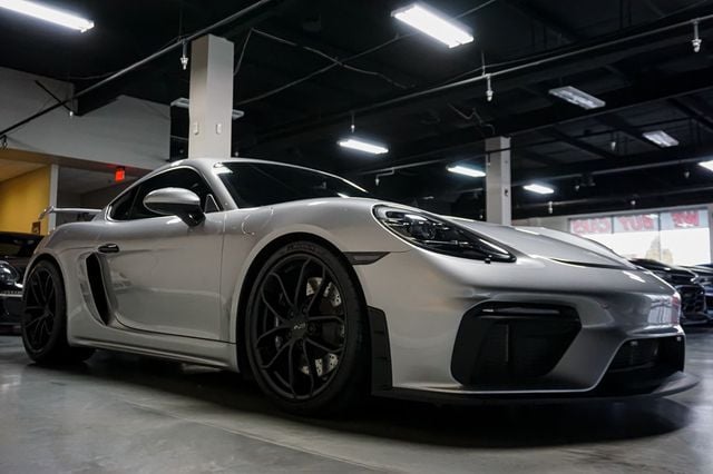 2020 Porsche 718 Cayman *GT4* *6-Speed Manual* *Carbon Buckets* *Only 5k Miles* - 22944399 - 1