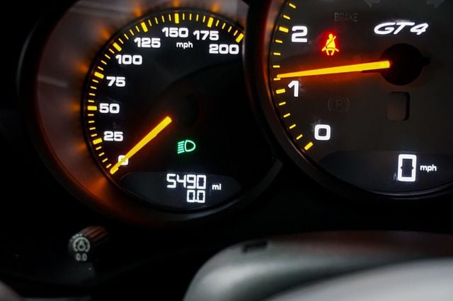 2020 Porsche 718 Cayman *GT4* *6-Speed Manual* *Carbon Buckets* *Only 5k Miles* - 22944399 - 23