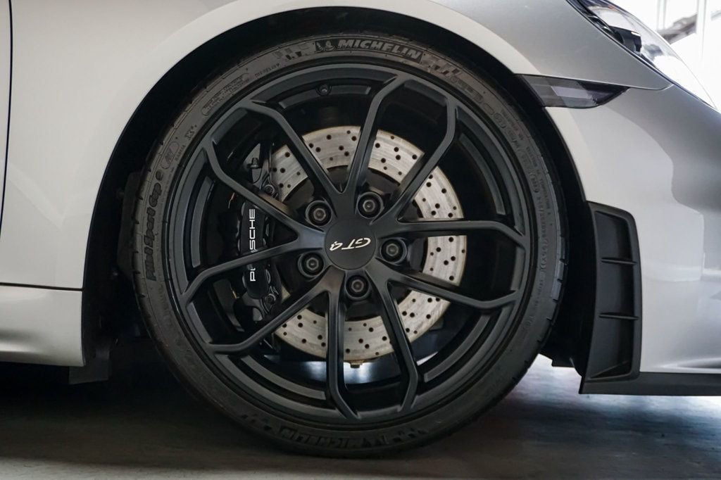 2020 Porsche 718 Cayman *GT4* *6-Speed Manual* *Carbon Buckets* *Only 5k Miles* - 22944399 - 40