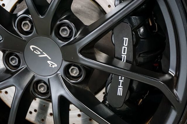 2020 Porsche 718 Cayman *GT4* *6-Speed Manual* *Carbon Buckets* *Only 5k Miles* - 22944399 - 41