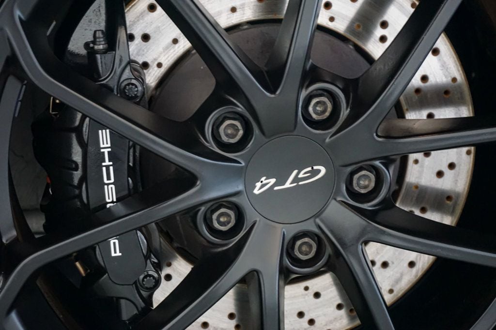 2020 Porsche 718 Cayman *GT4* *6-Speed Manual* *Carbon Buckets* *Only 5k Miles* - 22944399 - 42