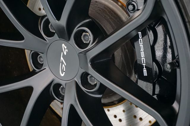 2020 Porsche 718 Cayman *GT4* *6-Speed Manual* *Carbon Buckets* *Only 5k Miles* - 22944399 - 43