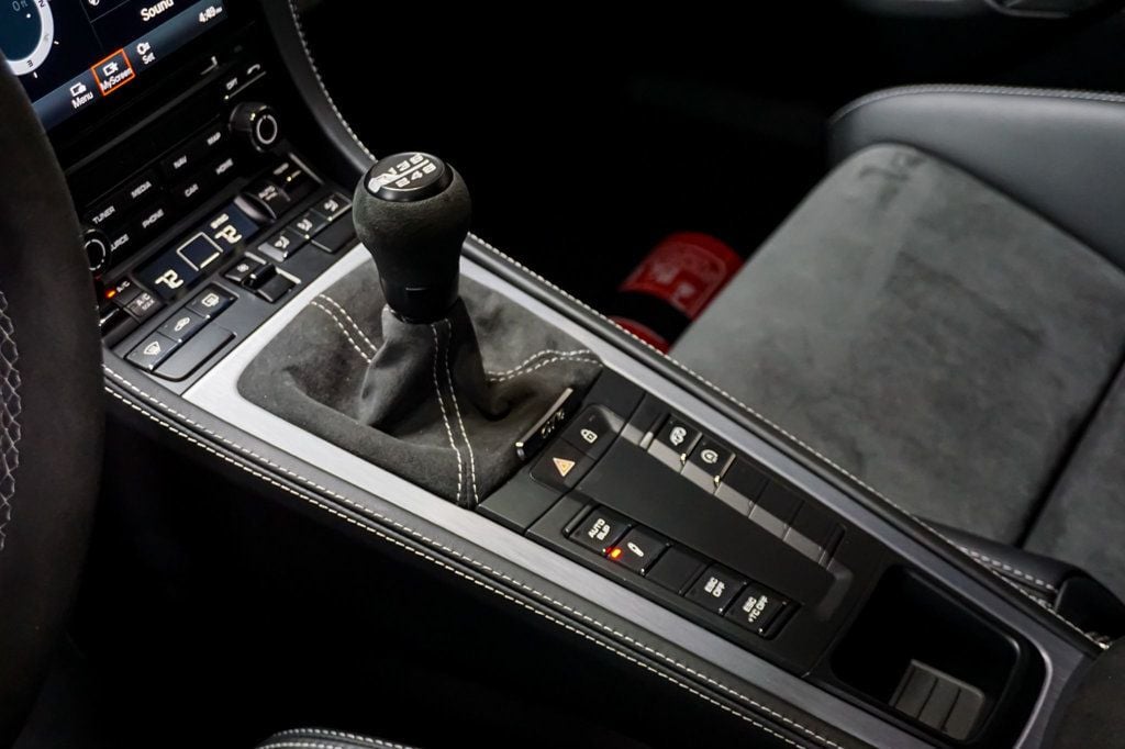 2020 Porsche 718 Cayman *GT4* *6-Speed Manual* *Carbon Buckets* *Only 5k Miles* - 22944399 - 61