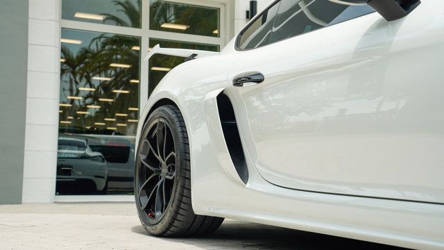 2020 Porsche 718 Cayman GT4 Coupe - 22875819 - 30