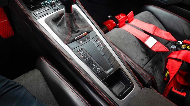 2020 Porsche 718 Cayman GT4 Coupe - 22875819 - 76