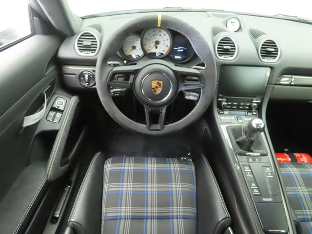 2020 Porsche 718 Cayman GT4 Coupe - 22982883 - 9