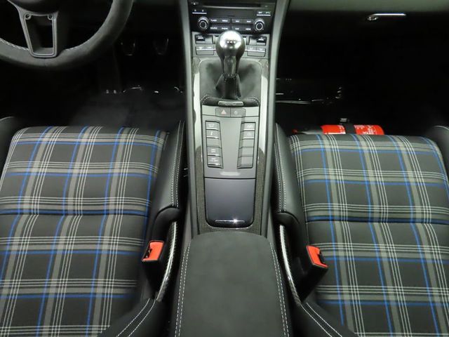 2020 Porsche 718 Cayman GT4 Coupe - 22982883 - 15